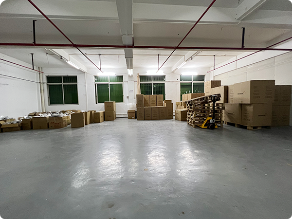 عملية تصنيع كليبرز الأظافر