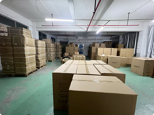 SAIDAH مصنع ينتج زجاجات الأطفال وأدوات التغذية