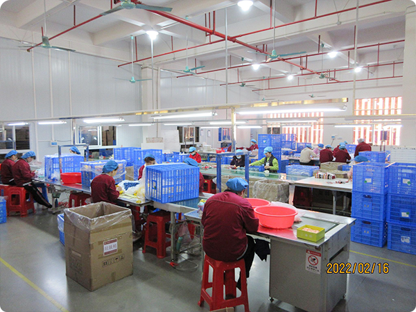 عملية تصنيع كليبرز الأظافر