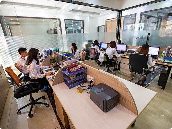 SAIDAH منتجات رعاية الأطفال الأساسية المعروضة